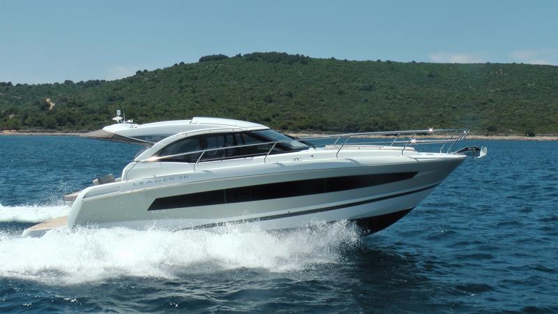 Book yachts online - motorboat - Jeanneau Leader 36 - Jeanneau Leader 36 ('17) - rent