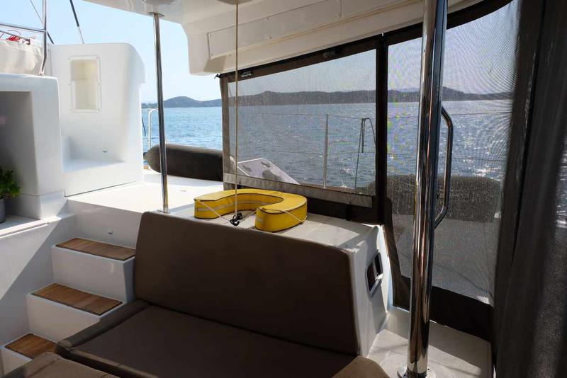 Book yachts online - catamaran - Lagoon 450 F - Irida VI - rent