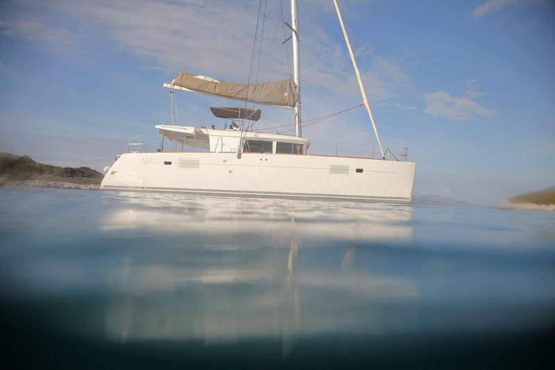 Book yachts online - catamaran - Lagoon 450 F - Irida VI - rent