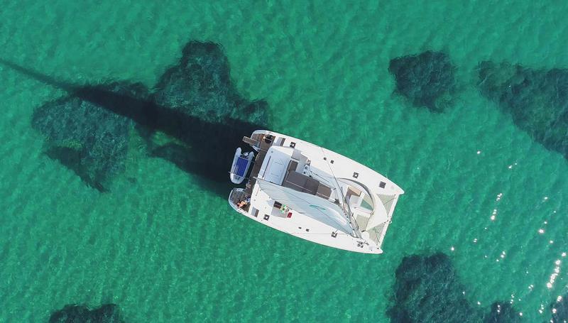 Book yachts online - catamaran - Lagoon 450 F - Irida VI - rent