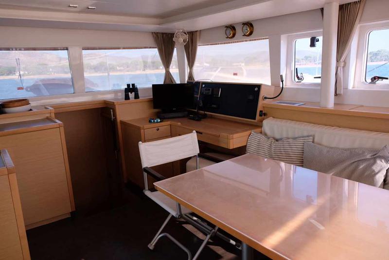 Book yachts online - catamaran - Lagoon 450 F - Irida VI - rent