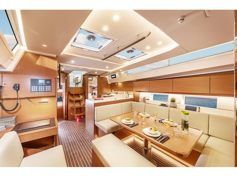 Book yachts online - sailboat - Bavaria C45 Style - Libertas - rent