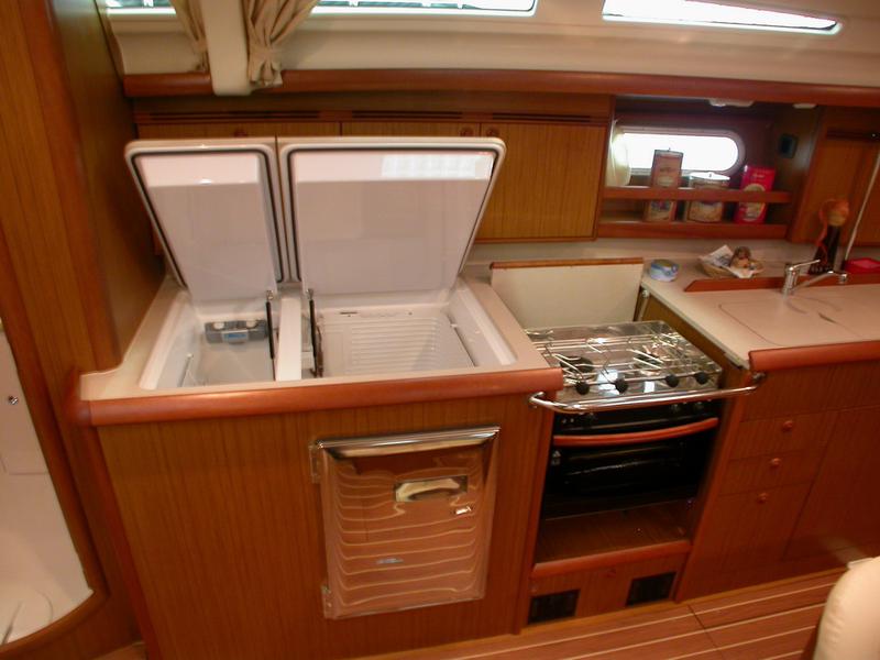 Book yachts online - sailboat - Sun Odyssey 45 - Sea Dream - rent