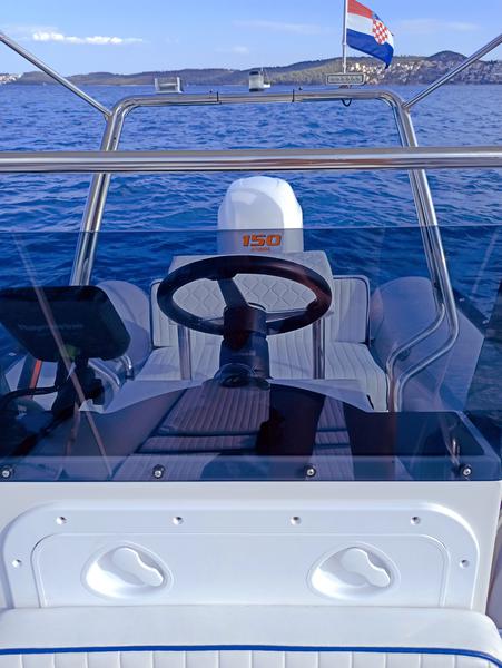 Book yachts online - motorboat - Prestige Ranger 600 - Niky - rent