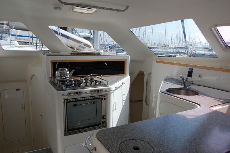 Book yachts online - catamaran - Voyage 440 - Alboran Ron Punch (Majorca) - rent