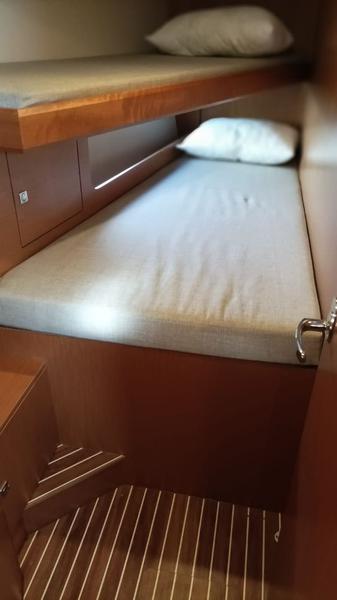 Book yachts online - sailboat - Bavaria C45 - LEGO - rent