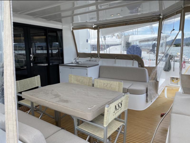Book yachts online - catamaran - Lagoon 50 - Dreamers - rent