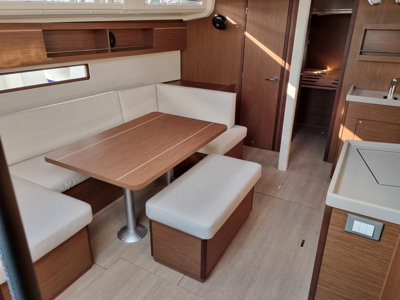 Book yachts online - sailboat - Oceanis 40.1 - Hadar - rent