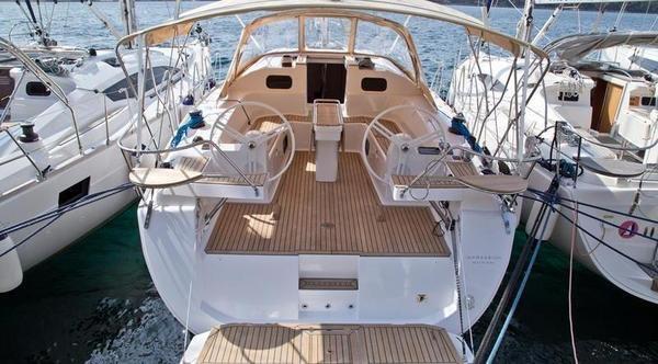 Book yachts online - sailboat - Elan Impression 45 - Alcamaro - rent