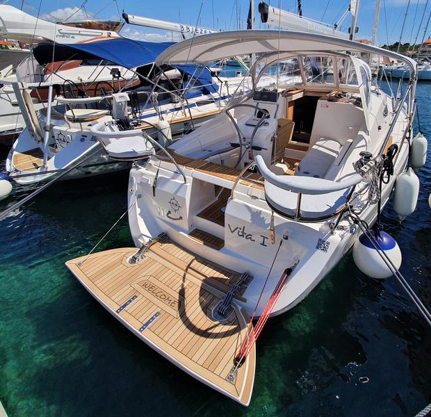 Book yachts online - sailboat - Elan 344 Impression - Vita I - rent