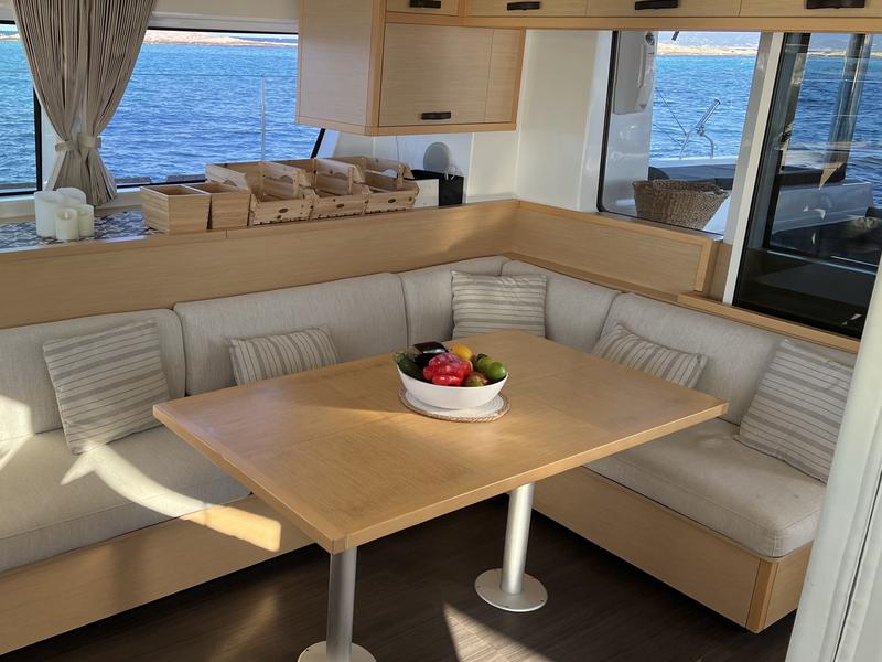 Book yachts online - catamaran - Lagoon 52F - GOA 10 - rent