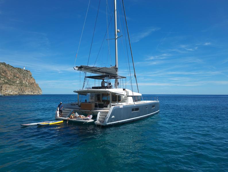 Book yachts online - catamaran - Lagoon 52F - GOA 10 - rent