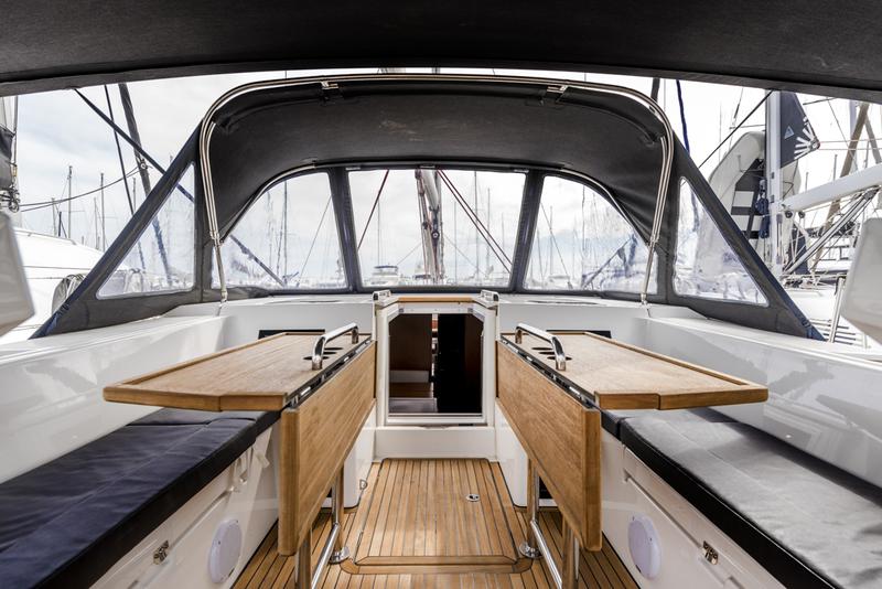 Book yachts online - sailboat - Bavaria C45 Style - Midas - rent