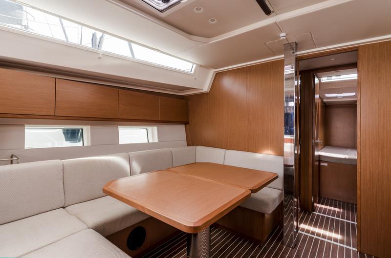 Book yachts online - sailboat - Bavaria C45 Style - Midas - rent