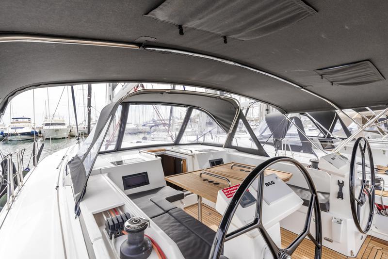 Book yachts online - sailboat - Bavaria C45 Style - Midas - rent