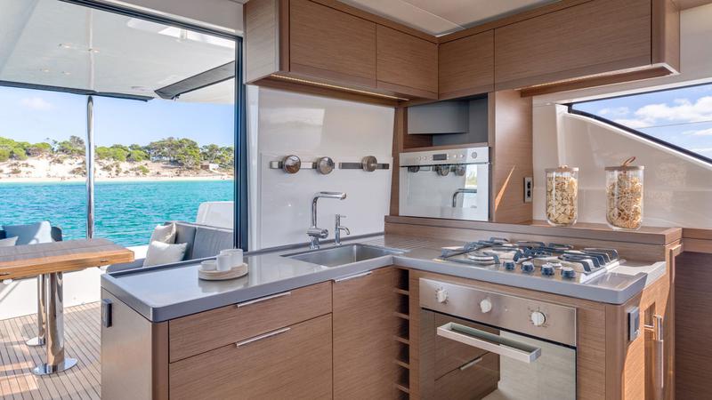 Book yachts online - catamaran - Sunsail Lagoon 505 - Sunsail Lagoon 505 (2020) - rent