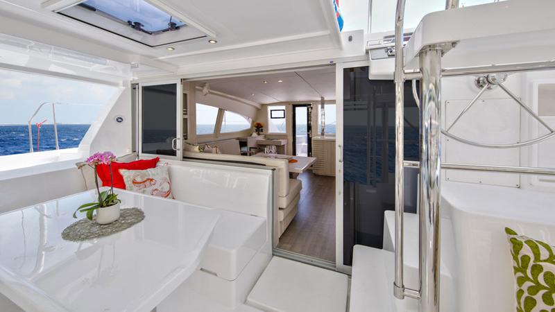 Book yachts online - catamaran - Sunsail 404 - Sunsail 404 (2019) - rent