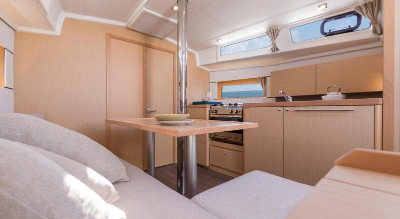 Book yachts online - sailboat - Oceanis 38.1 - Oceanis 38.1 (2018) - rent