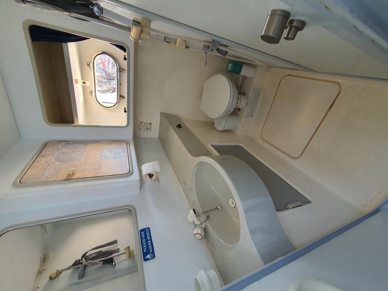 Book yachts online - motorboat - Squadron 50 - ZEN - rent