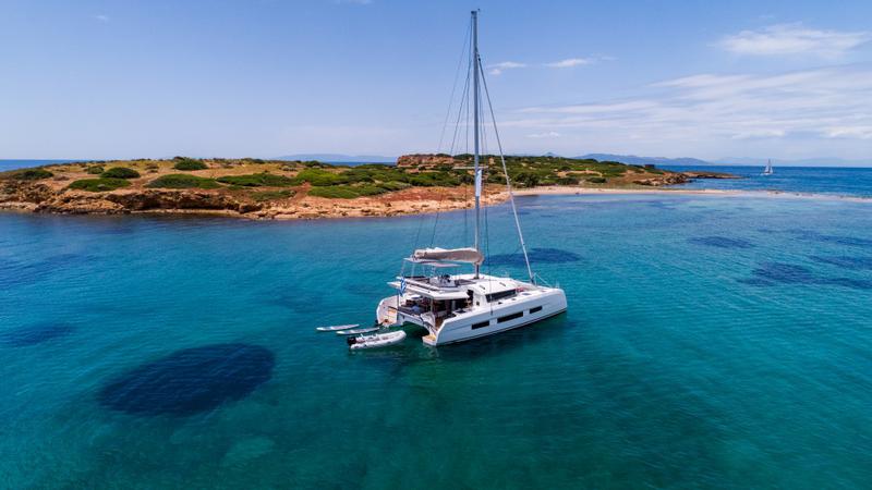 Book yachts online - catamaran - Dufour Catamaran 48 - Frida - rent