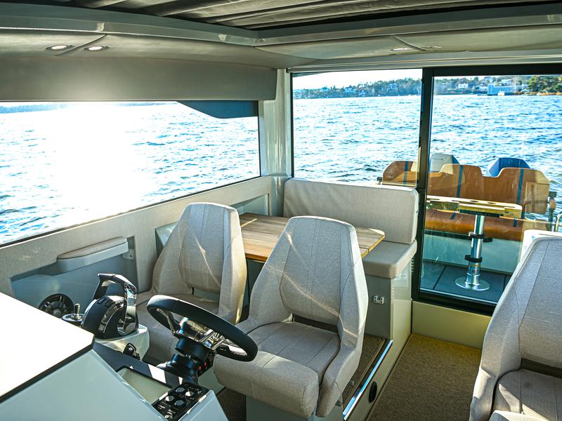 Book yachts online - motorboat - Saxdor 320 GTC - Navtia - rent