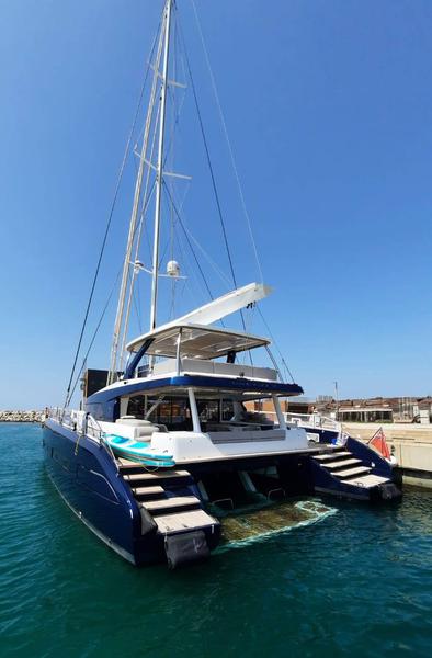 Book yachts online - catamaran - Lagoon Seventy 7 - Mane et Nocte - rent
