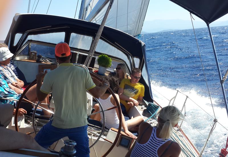 Book yachts online - sailboat - Atlantic 61 - URSA MAJOR - rent