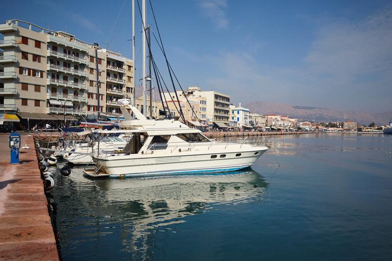 Book yachts online - motorboat - Princess 45 - Summer Love - rent