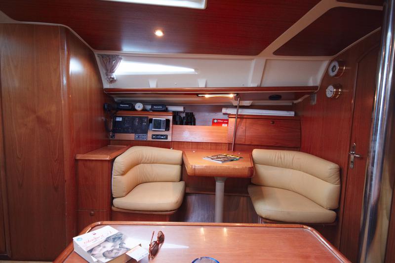 Book yachts online - sailboat - Sun Odyssey 42 - Geormar - rent
