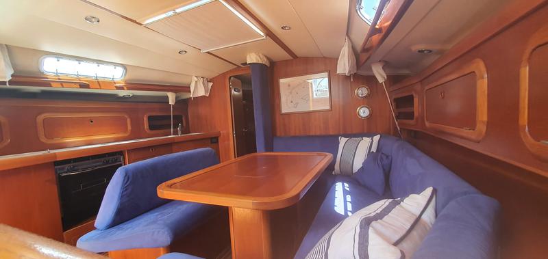 Book yachts online - sailboat - Grand Soleil 43 - Nemo - rent