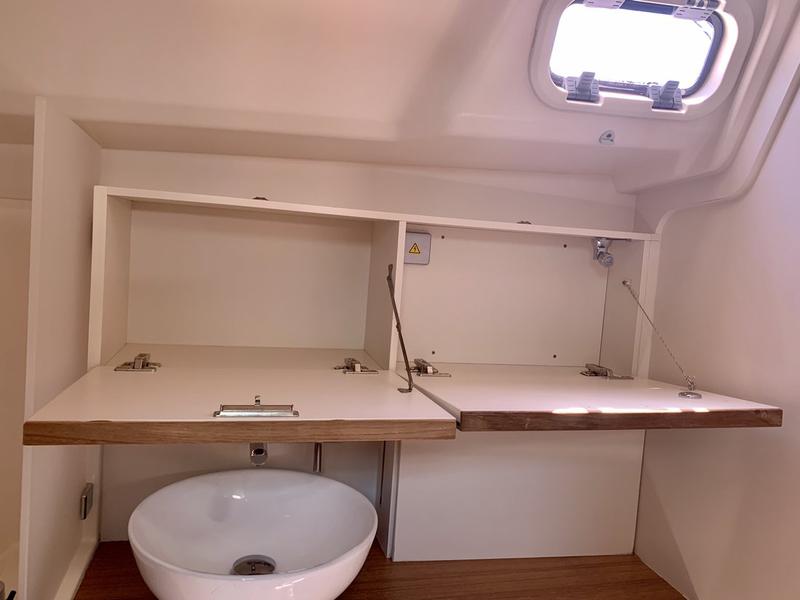 Book yachts online - sailboat - Hanse 445 - 4 cabin - Procyon - rent