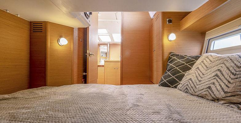 Book yachts online - sailboat - Dufour 390 Grand Large - Coco de Mer - rent