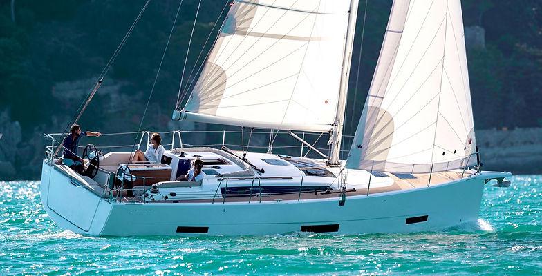 Book yachts online - sailboat - Dufour 390 Grand Large - Coco de Mer - rent