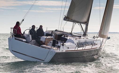 Book yachts online - sailboat - Oceanis 38.1 - Tchao - rent