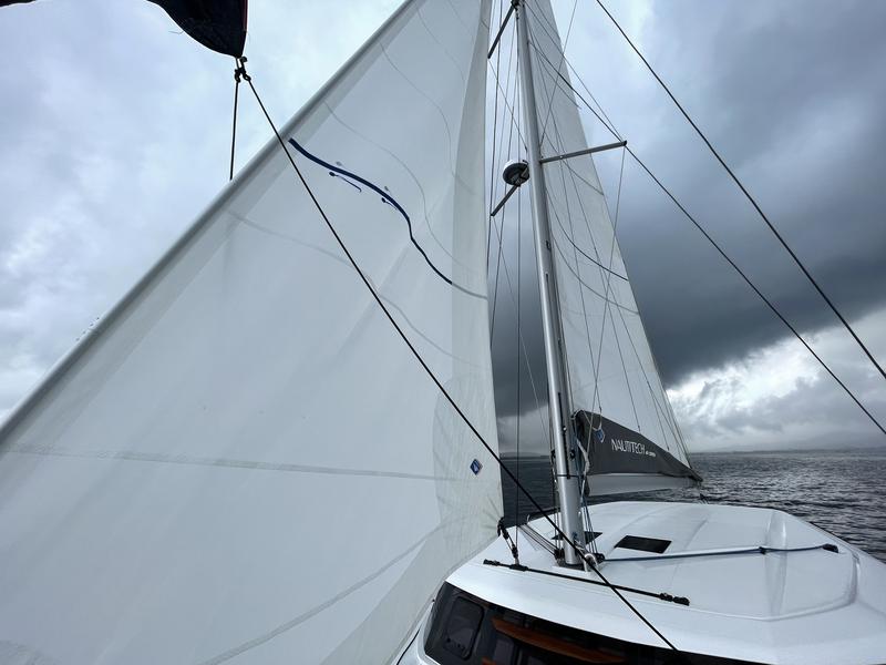 Book yachts online - catamaran - Nautitech 44 Open - Happiness - rent