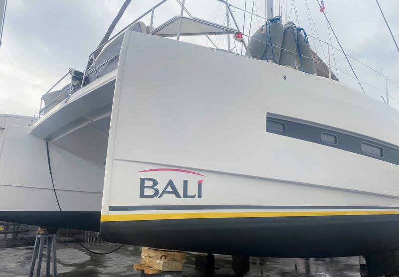 Book yachts online - catamaran - Bali 4.1 - Malea IV - rent