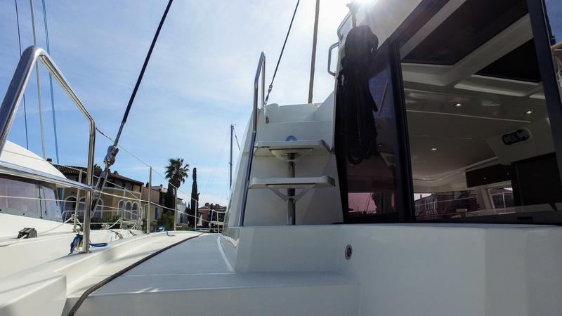 Book yachts online - catamaran - Bali 4.1 - Malea IV - rent