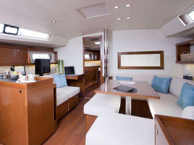 Book yachts online - sailboat - Oceanis 45 - Albatros - rent
