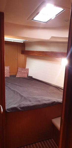 Book yachts online - sailboat - Bavaria 45 - LAURA - rent