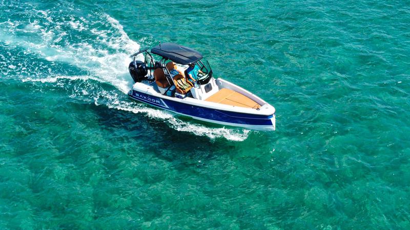 Book yachts online - motorboat - Saxdor 200 Pro Sport - Blue Notos - rent
