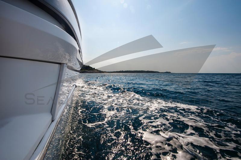 Book yachts online - motorboat - Bavaria Sport 44 HT - Paluma - rent