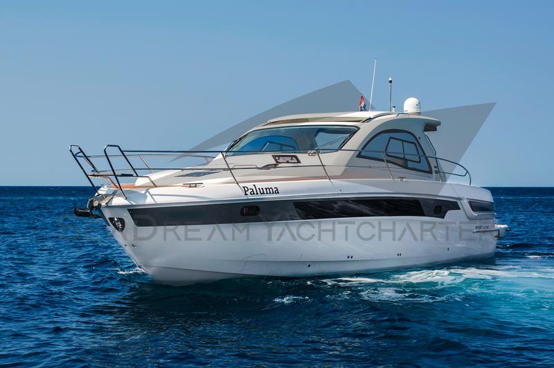 Book yachts online - motorboat - Bavaria Sport 44 HT - Paluma - rent