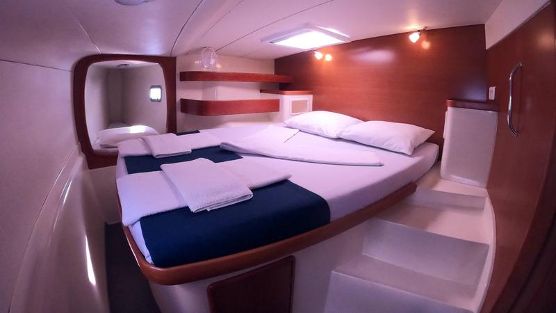Book yachts online - catamaran - Leopard 43 - Vira Seyyah - rent