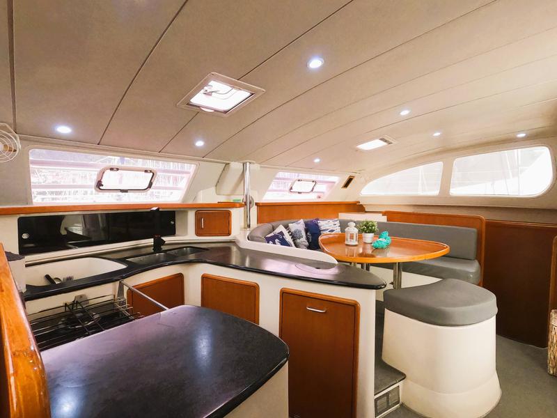 Book yachts online - catamaran - Leopard 43 - Vira Seyyah - rent