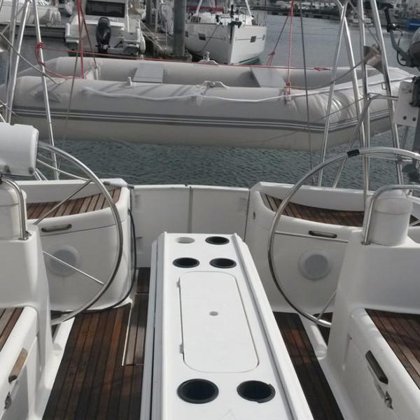 Book yachts online - sailboat - Sun Odyssey 45.2 - Bourlingueur - rent