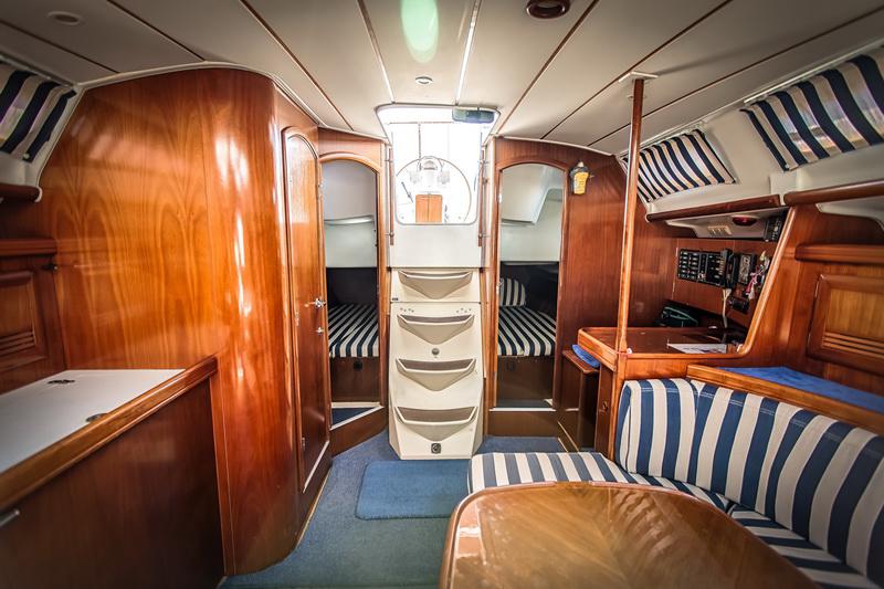 Book yachts online - sailboat - Oceanis 393 - Okeanis - rent