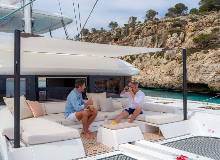 Book yachts online - catamaran - Lagoon 55 (2) - Verina Star  - rent