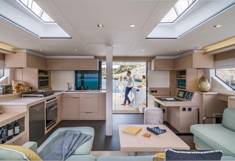 Book yachts online - catamaran - Lagoon 55 (2) - Verina Star  - rent