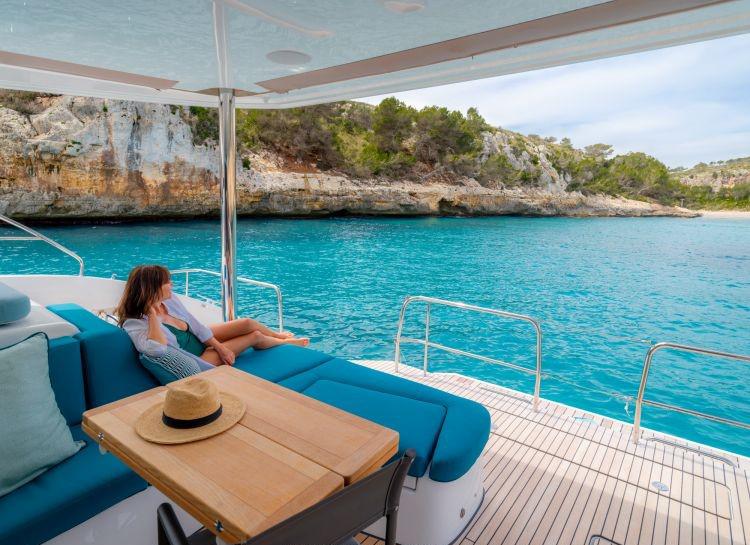 Book yachts online - catamaran - Lagoon 55 (2) - Verina Star  - rent