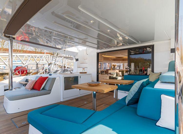 Book yachts online - catamaran - Lagoon 55 (2) - Verina Star  - rent